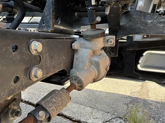 いすゞ エルフ TPG-NLR85AR(2WD)の写真46