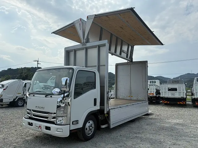 いすゞ エルフ TPG-NPR85AN(2WD)の写真4