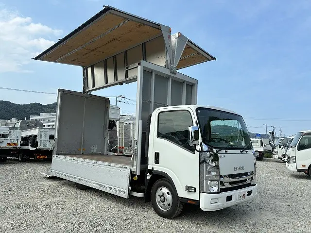 いすゞ エルフ TPG-NPR85AN(2WD)の写真5