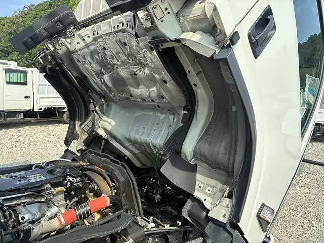 いすゞ エルフ TPG-NPR85AN(2WD)の写真34