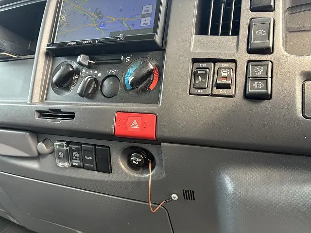 いすゞ エルフ TPG-NPR85AN(2WD)の写真46