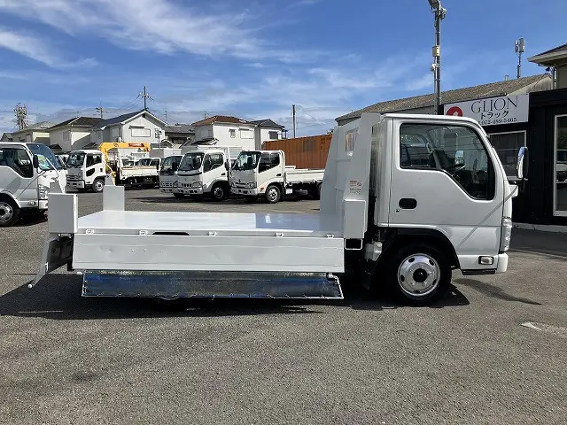 いすゞ エルフ TPG-NJR85AN(2WD)の写真19