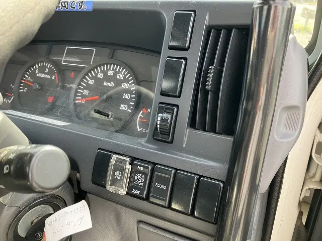 いすゞ エルフ TPG-NJR85AN(2WD)の写真38