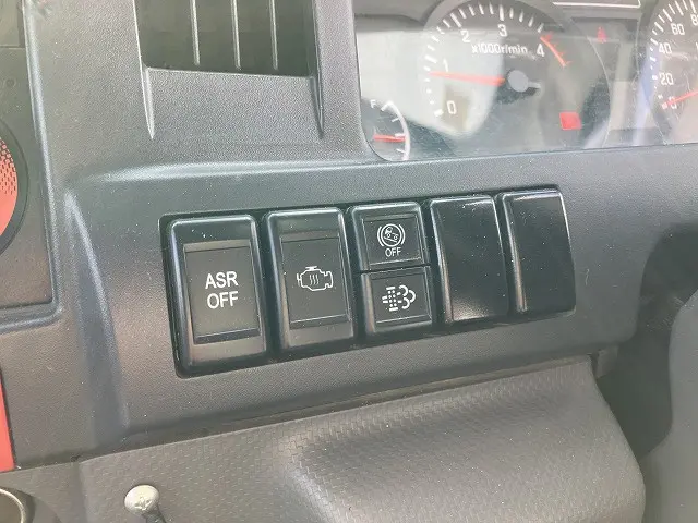 いすゞ エルフ TPG-NJR85AN(2WD)の写真39