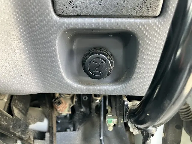 いすゞ エルフ TPG-NJR85AN(2WD)の写真49