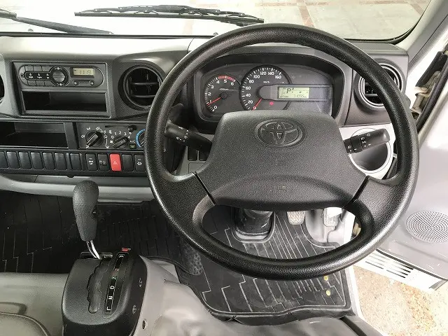 トヨタ ダイナ LDF-KDY281(4WD)の写真24