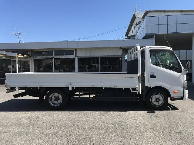 日野 デュトロ TKG-XZC710M(2WD)の写真8