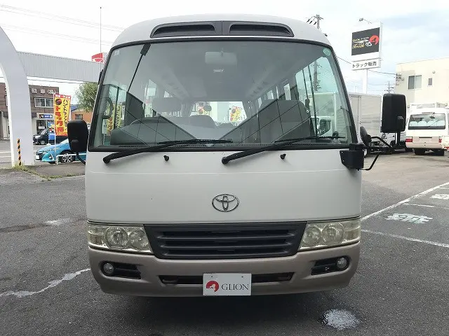 トヨタ コースター PDG-XZB50(2WD)の写真2