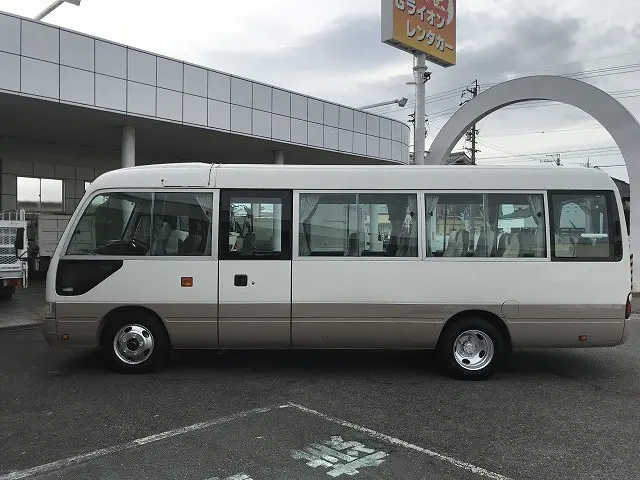 トヨタ コースター PDG-XZB50(2WD)の写真4