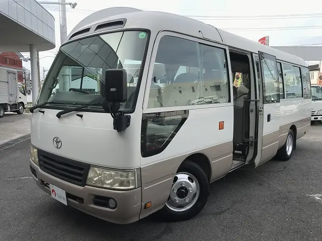 トヨタ コースター PDG-XZB50(2WD)の写真9
