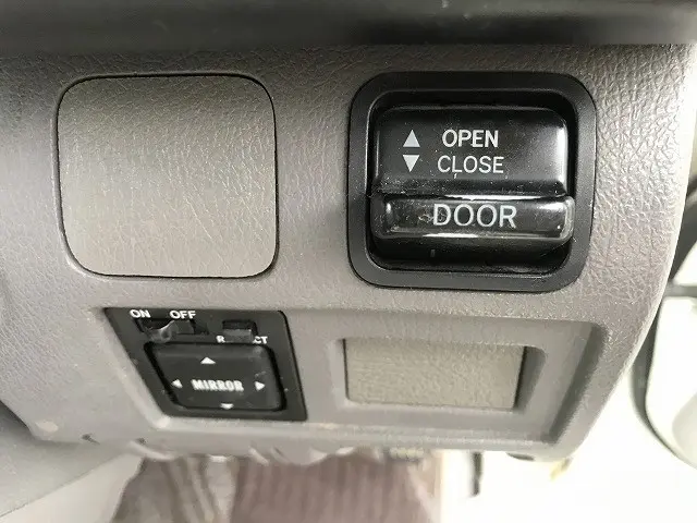 トヨタ コースター PDG-XZB50(2WD)の写真26