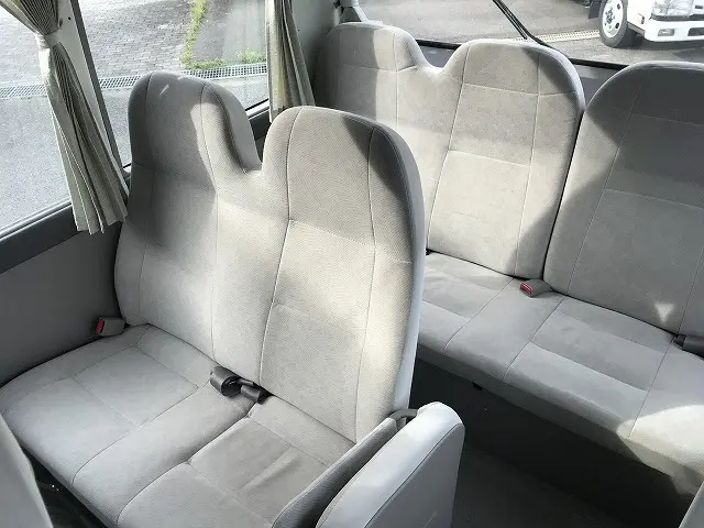 トヨタ コースター PDG-XZB50(2WD)の写真38