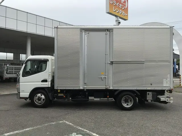 三菱 キャンター TPG-FEA50(2WD)の写真4