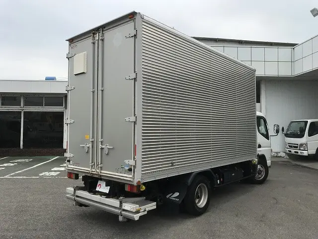 三菱 キャンター TPG-FEA50(2WD)の写真8