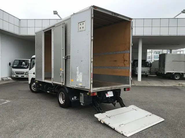 三菱 キャンター TPG-FEA50(2WD)の写真13