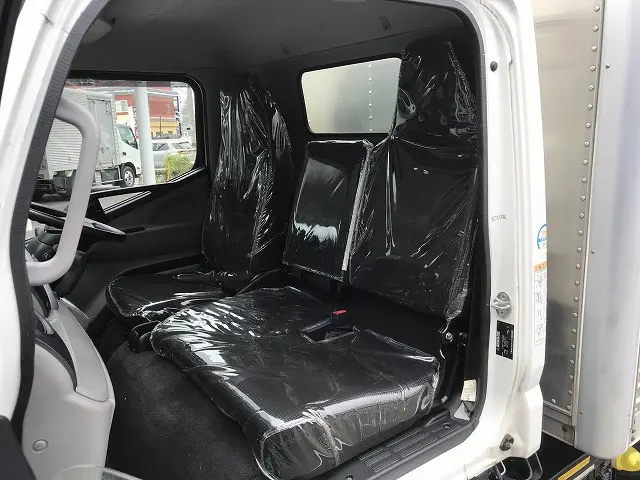 三菱 キャンター TPG-FEA50(2WD)の写真31