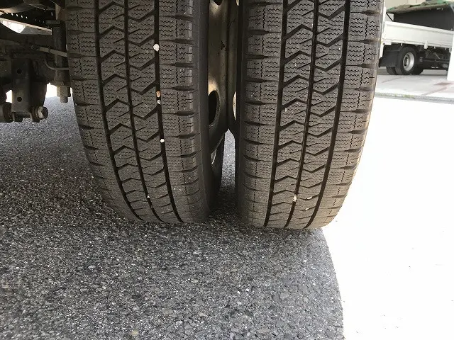 いすゞ エルフ TPG-NLR85AR(2WD)の写真47