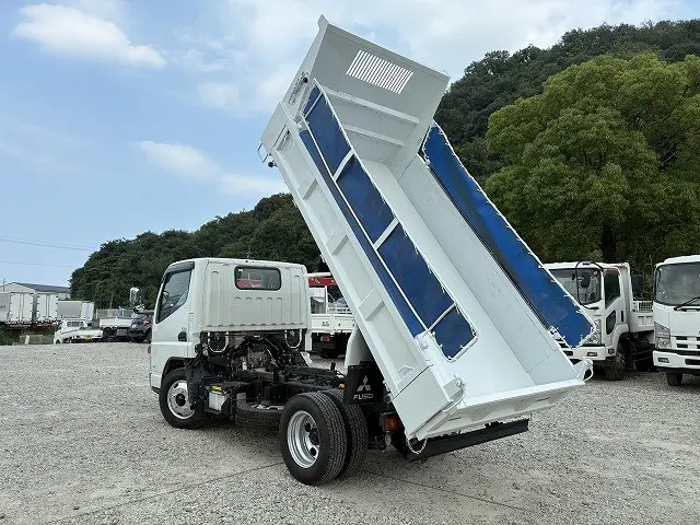 三菱 キャンター TPG-FBA60(2WD)の写真6
