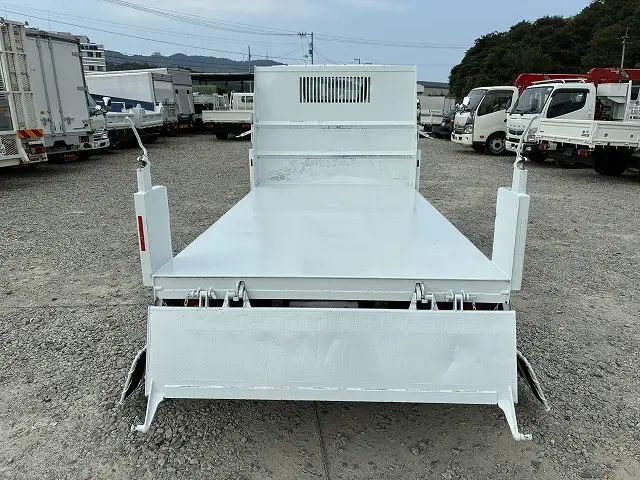三菱 キャンター TPG-FBA60(2WD)の写真10