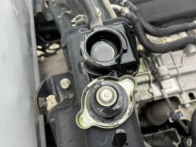 三菱 キャンター TPG-FBA60(2WD)の写真21