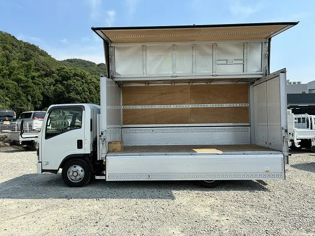 いすゞ エルフ 2RG-NPR88AM(2WD)の写真6
