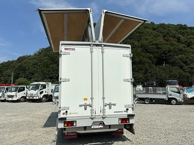 いすゞ エルフ 2RG-NPR88AM(2WD)の写真11