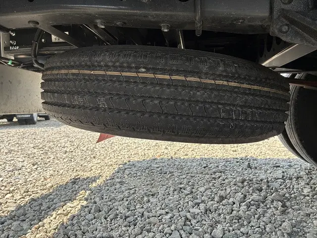 いすゞ エルフ 2RG-NPR88AM(2WD)の写真32