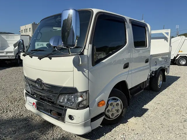 トヨタ ダイナ 2RG-XZU605(2WD)の写真1