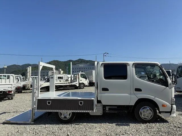 トヨタ ダイナ 2RG-XZU605(2WD)の写真12