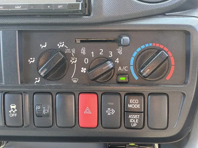 トヨタ ダイナ 2RG-XZU605(2WD)の写真37
