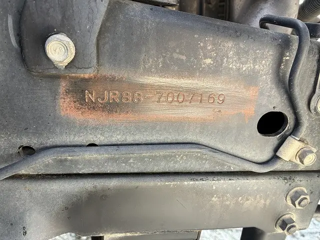 いすゞ エルフ 2RG-NJR88A(2WD)の写真26
