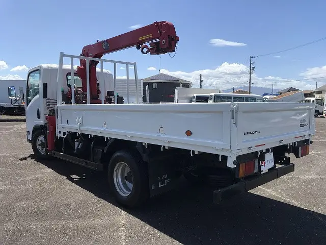 いすゞ エルフ TPG-NMR85AR(2WD)の写真4