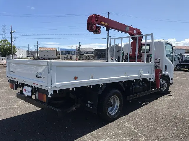 いすゞ エルフ TPG-NMR85AR(2WD)の写真6