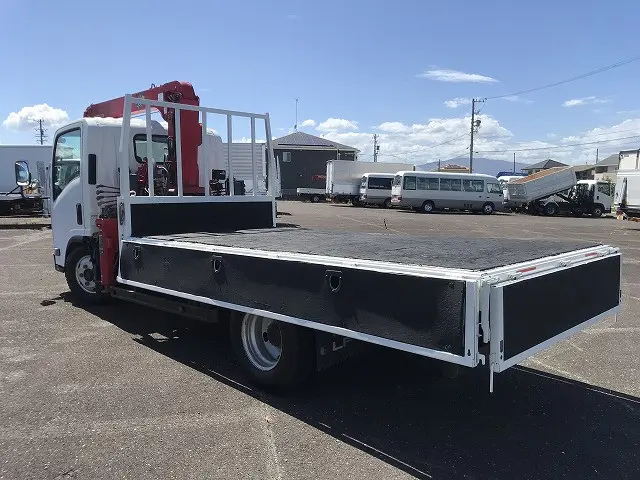 いすゞ エルフ TPG-NMR85AR(2WD)の写真11
