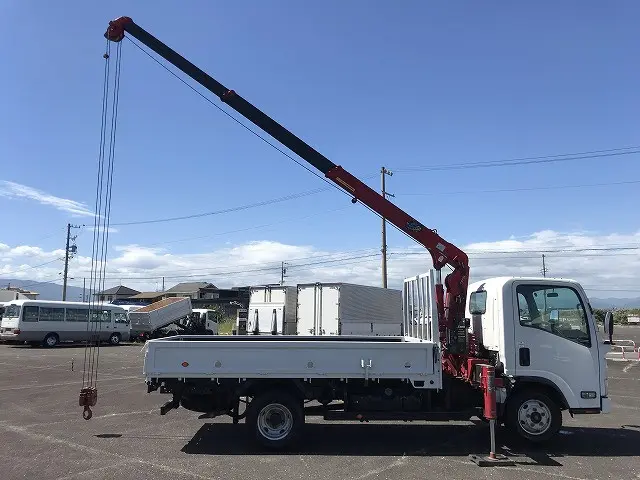 いすゞ エルフ TPG-NMR85AR(2WD)の写真19