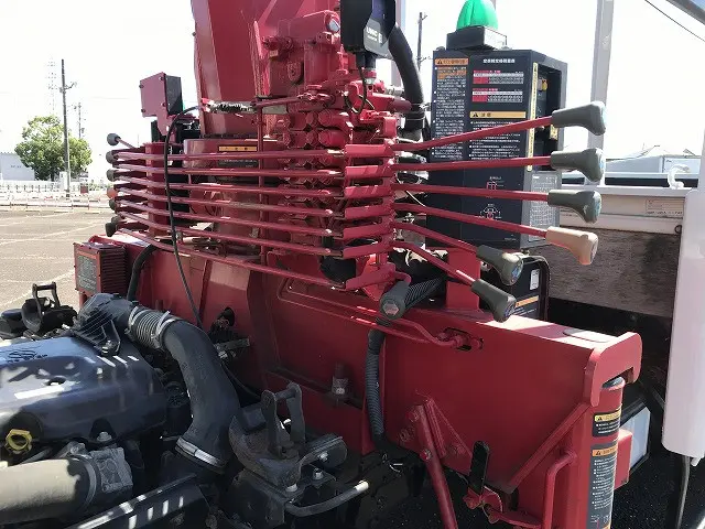 いすゞ エルフ TPG-NMR85AR(2WD)の写真46