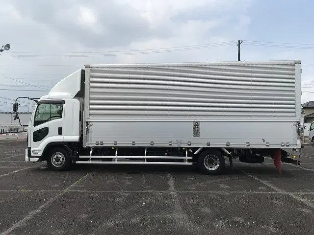 いすゞ フォワード 2RG-FRR90T4(2WD)の写真14
