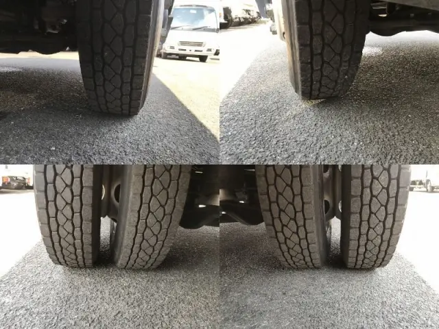 いすゞ フォワード 2RG-FRR90T4(2WD)の写真48