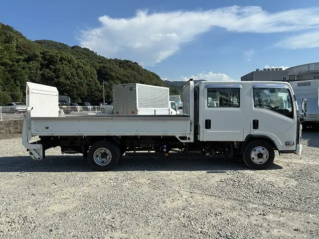 いすゞ エルフ 2RG-NPR88AR(2WD)の写真5