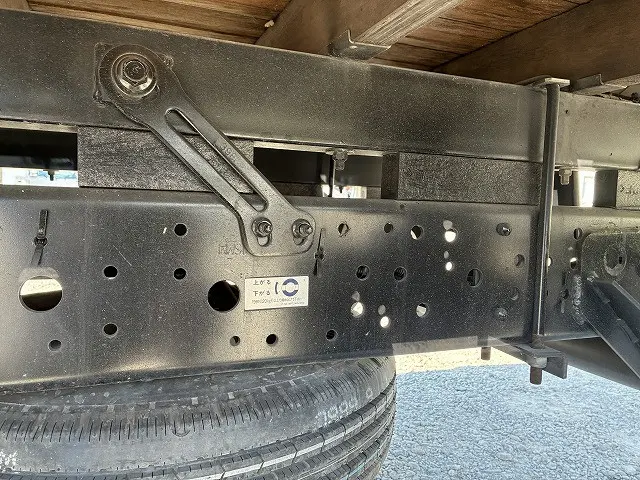 いすゞ エルフ 2RG-NPR88AR(2WD)の写真43