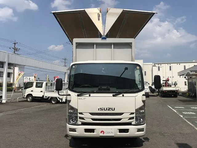 いすゞ エルフ 2RG-NPR88AN(2WD)の写真2