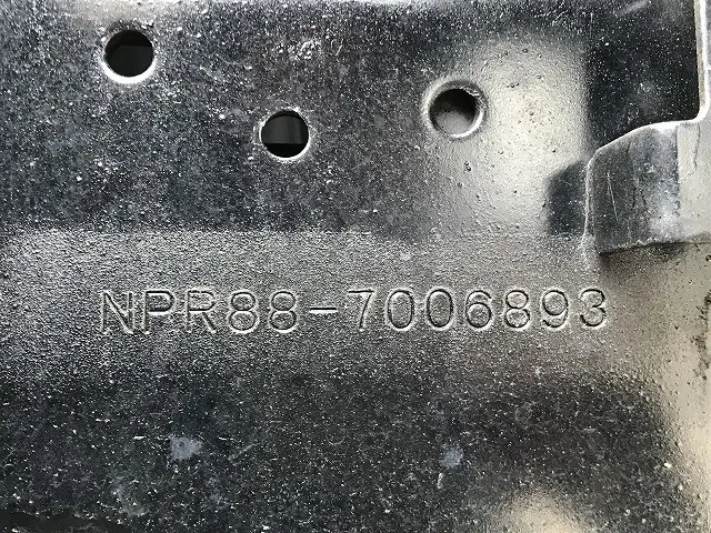 いすゞ エルフ 2RG-NPR88AN(2WD)の写真23
