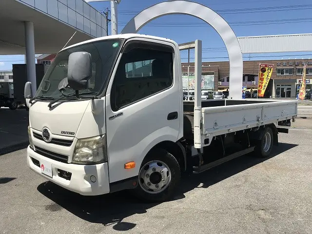 日野 デュトロ SKG-XZU710M(2WD)の写真1