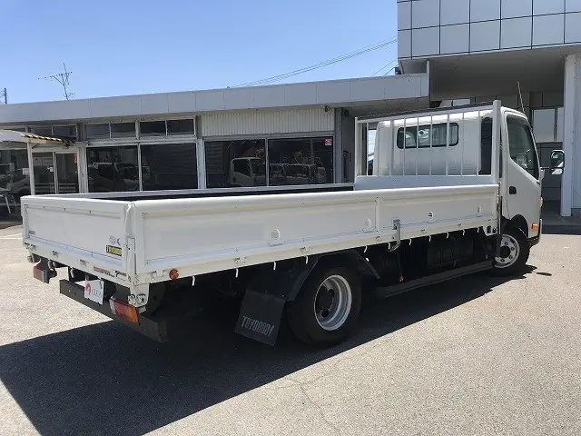 日野 デュトロ SKG-XZU710M(2WD)の写真6