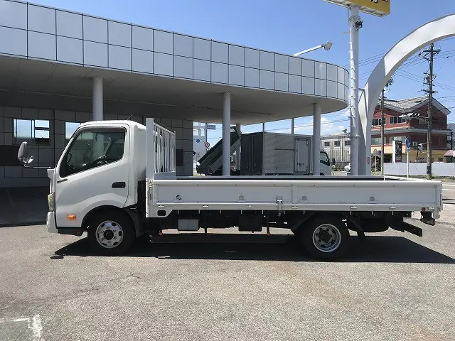 日野 デュトロ SKG-XZU710M(2WD)の写真7