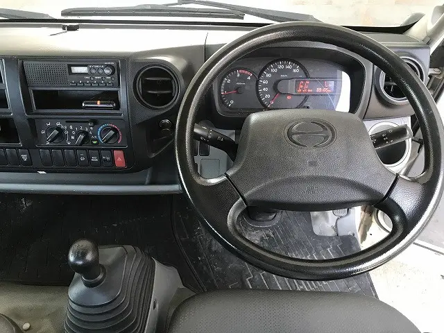 日野 デュトロ SKG-XZU710M(2WD)の写真25
