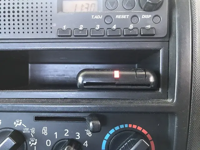 日野 デュトロ SKG-XZU710M(2WD)の写真28