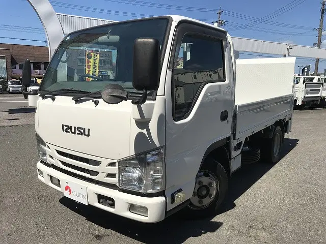 いすゞ エルフ TRG-NJR85A(2WD)の写真1