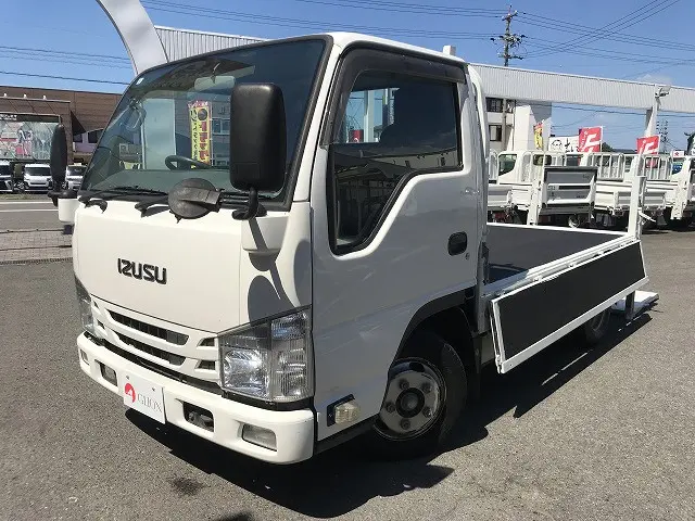 いすゞ エルフ TRG-NJR85A(2WD)の写真9