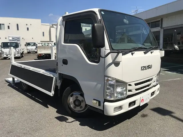 いすゞ エルフ TRG-NJR85A(2WD)の写真10
